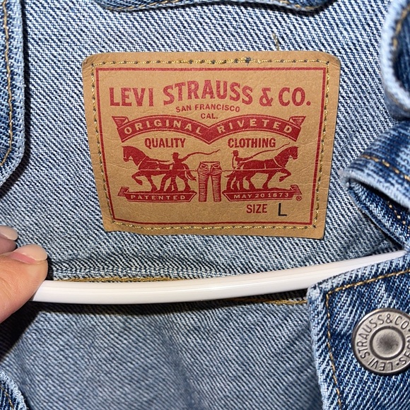 Levi denim jacket - Picture 3 of 4